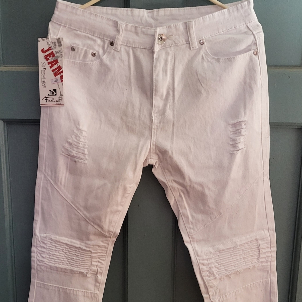 Men's Fashion Jeans, Quality Collection. Size 32. NWT.